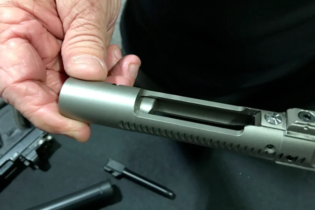 cleaning ar15 bcg