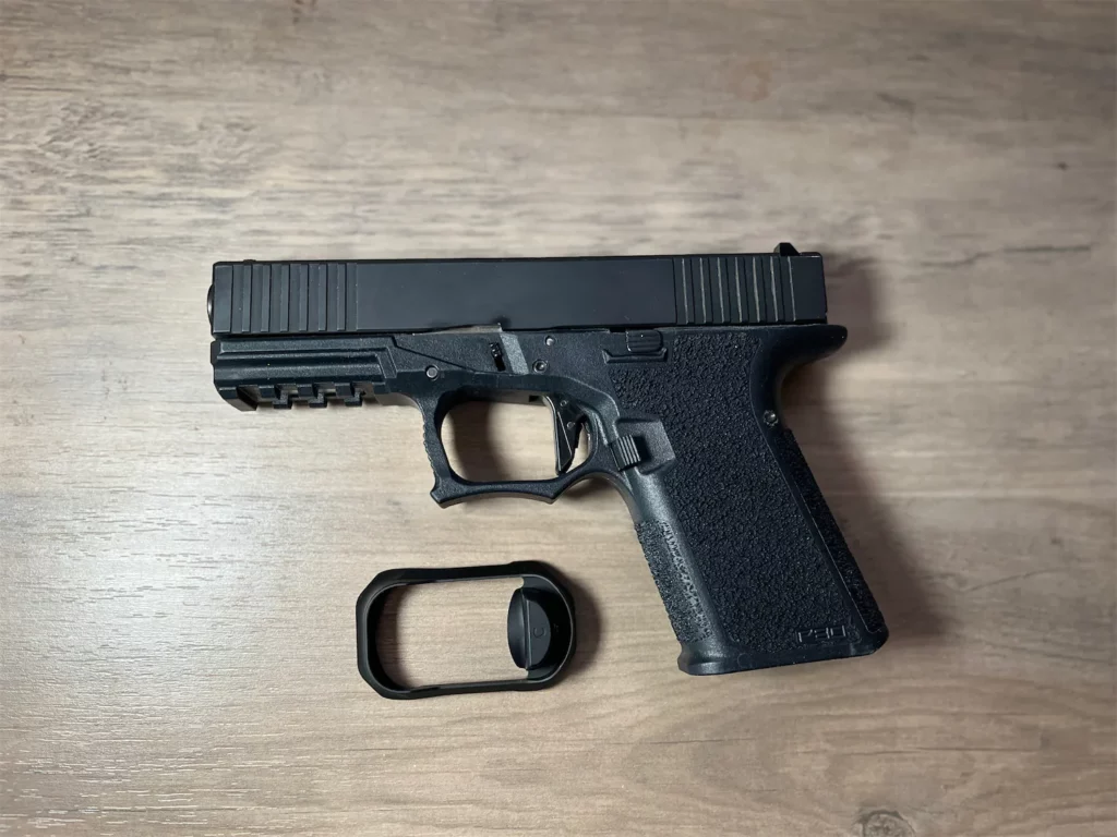 polymer 80 pf series magwell compact g19